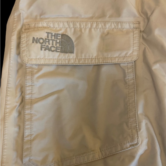 The North Face Boys Ski/  Snowboard Pants- Youth Large - Picture 3 of 11